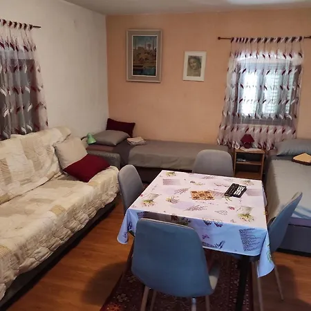 Maja Apartmán