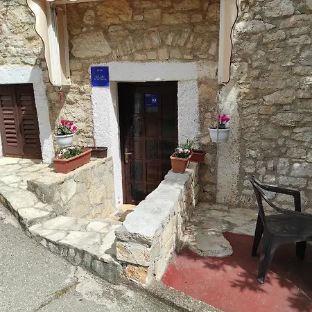 Maja Apartmán *