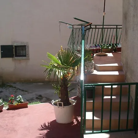 아파트 Maja Višnjan